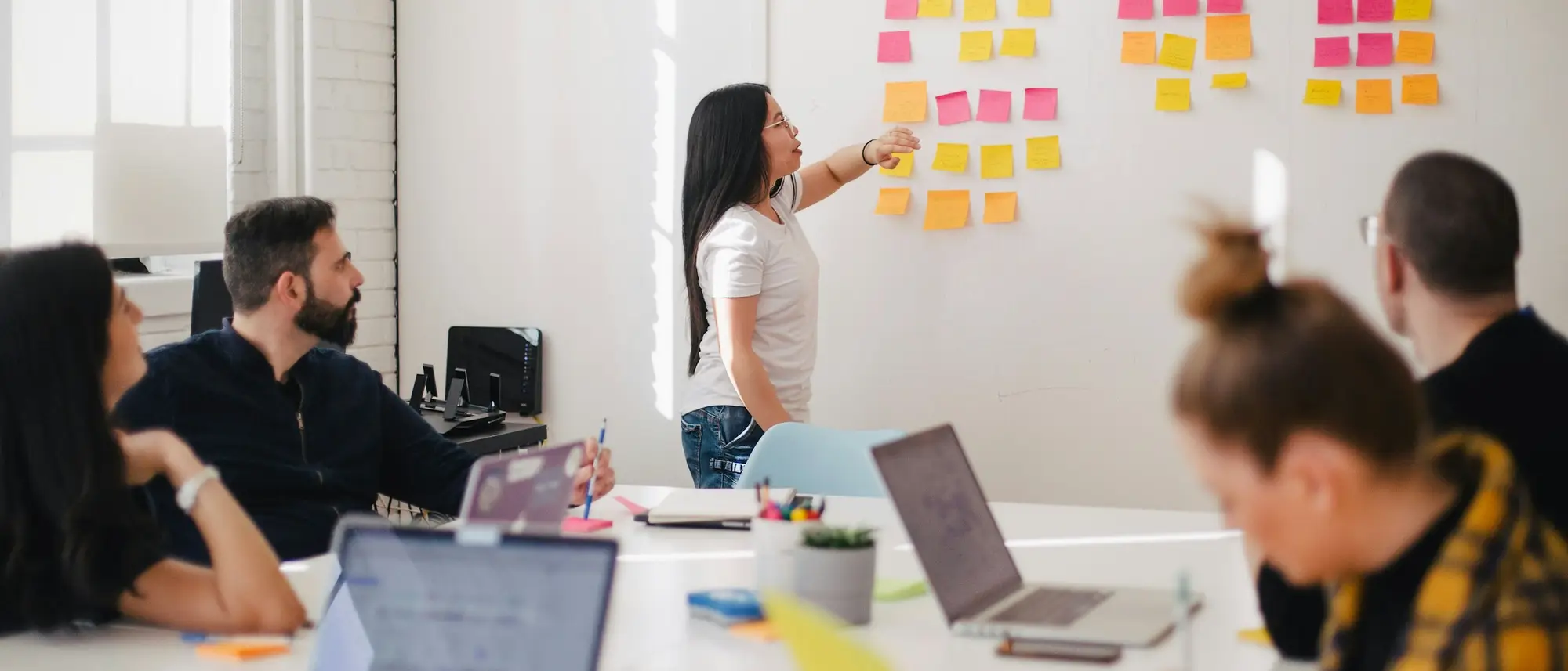 Strategic planning workshop for AI implementation